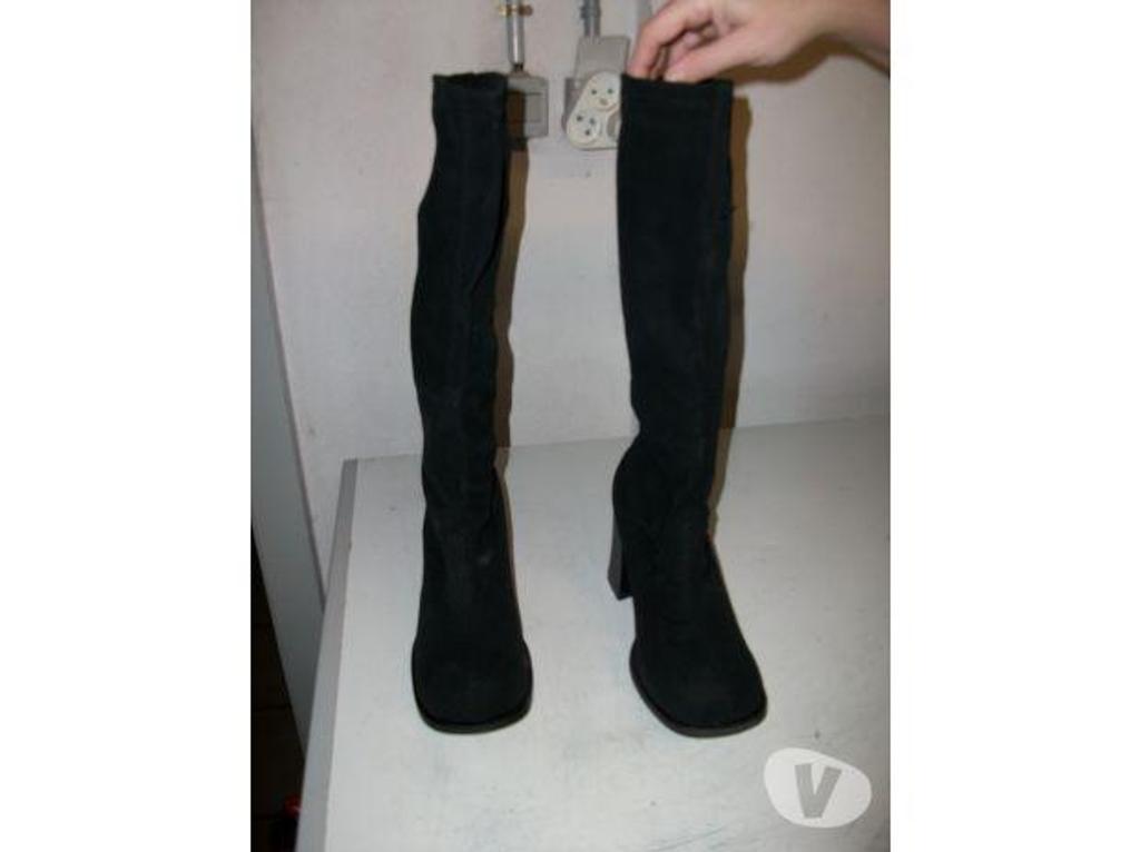 Chaussures Bas-Rhin Bouxwiller - 67330 - Photos Vivastreet Bottes en daim Noir daim pt 38 à 1 €