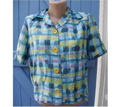 Vêtements occasion Montauban Tarn-et-Garonne - Photos Vivastreet Chemisier vintage taille 42