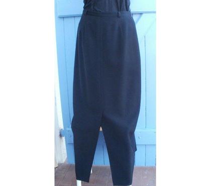 Vêtements occasion Montauban Tarn-et-Garonne - Photos Vivastreet Jupe longue noire Jacqueline RIU, taille 38