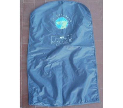 Accessoires & Bagagerie Montauban Tarn-et-Garonne - Photos Vivastreet Housse de protection pour vêtement Bruno St Hilaire