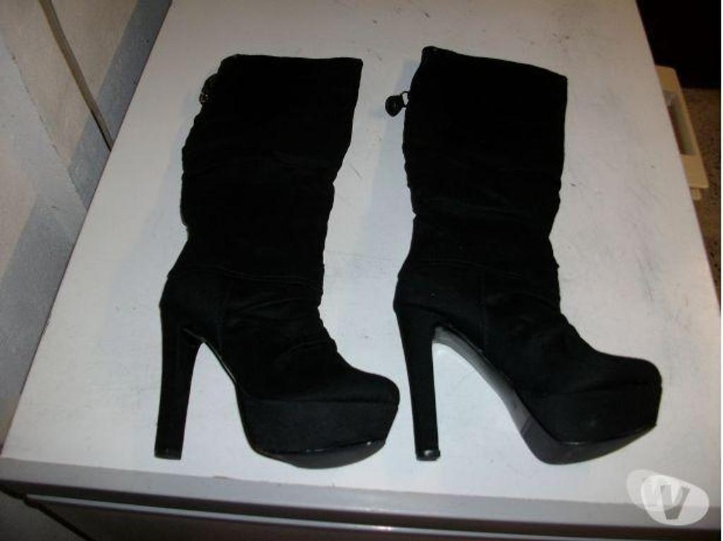 Chaussures Bas-Rhin Bouxwiller - 67330 - Photos Vivastreet Bottes Noir en daim pt 38 talons 13 cm-neuves