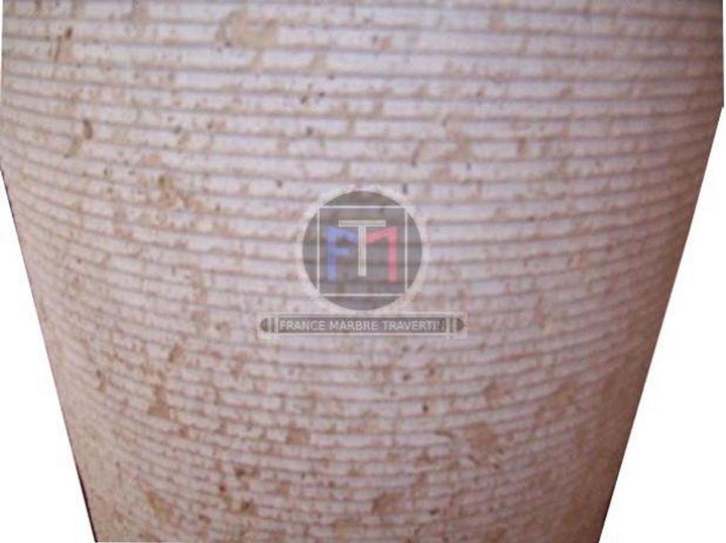 Décoration - art Var Forcalqueiret - 83136 - Photos Vivastreet Travertin Classique Beige Piedestal Strie (En Stock)