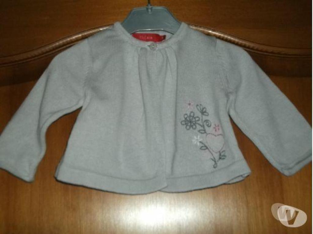 Vêtements bébés Haut-Rhin Neuf Brisach - 68600 - Photos Vivastreet gilet taille 6 mois TISSAIA