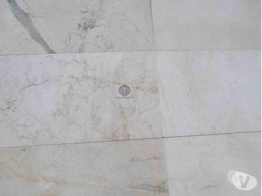 Décoration - art Var Forcalqueiret - 83136 - Photos Vivastreet Marbre Marfil Beige Clossea Créma 30 x 60 cm