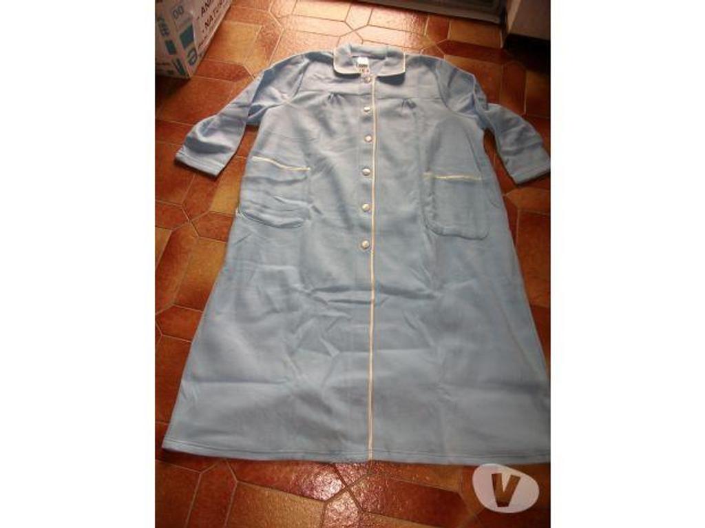 Vêtements occasion Bas-Rhin Bouxwiller - 67330 - Photos Vivastreet Robes de Chambre à boutons T42-44 à T58-60