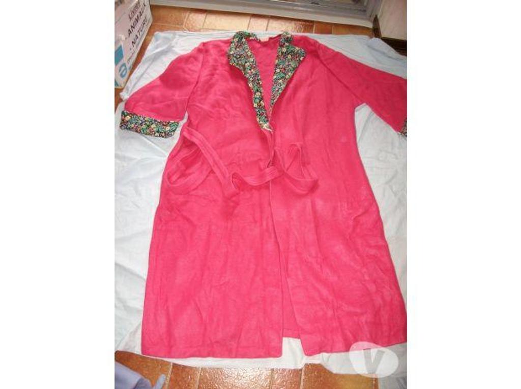 Vêtements occasion Bas-Rhin Bouxwiller - 67330 - Photos Vivastreet Robes de Chambre à ceinture T46-48 à T62-64