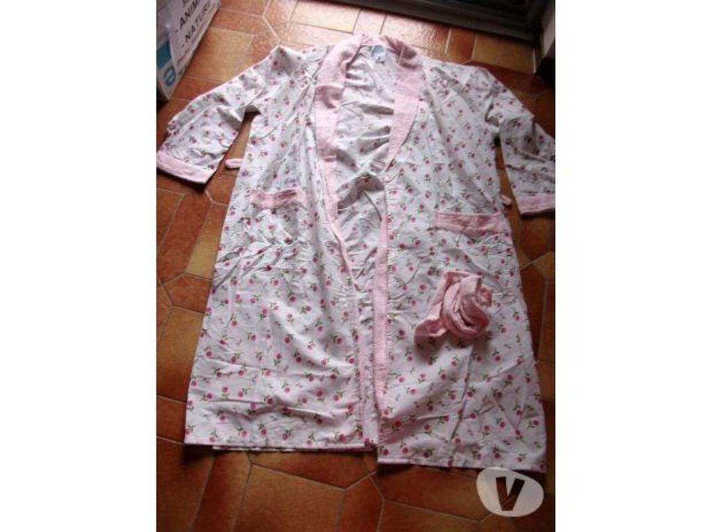 Vêtements occasion Bas-Rhin Bouxwiller - 67330 - Photos Vivastreet Peignoirs en Tissu Taille S à Taille 50-52