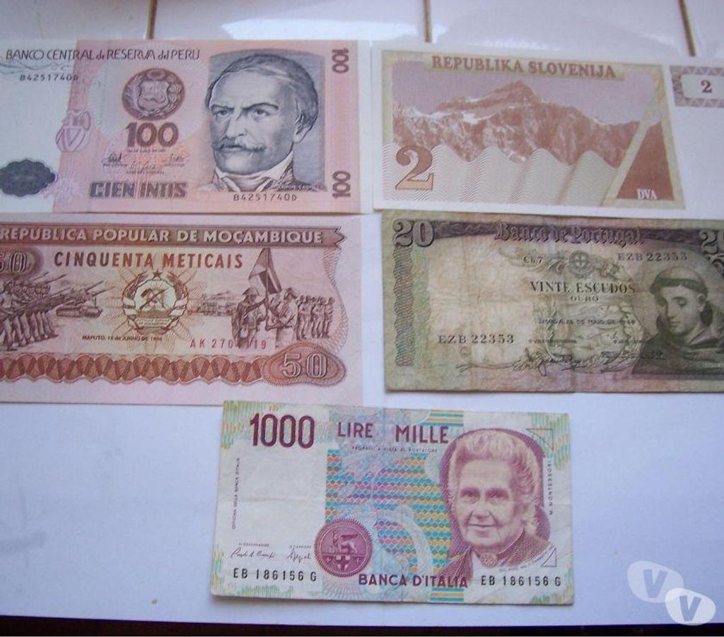 Collection Vendée Soullans - 85300 - Photos Vivastreet 10 BILLETS ETRANGER NEUF