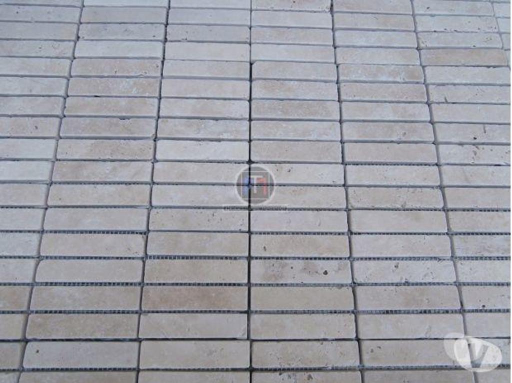  Var Forcalqueiret - 83136 - Photos Vivastreet Travertin Classique Beige Mosaïque sur filet 30,5x30,5 cm