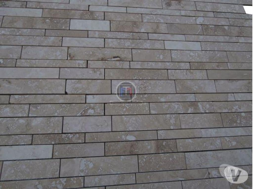  Var Forcalqueiret - 83136 - Photos Vivastreet Travertin Classique Beige Mosaïque sur filet 30,5 x 30,5 cm