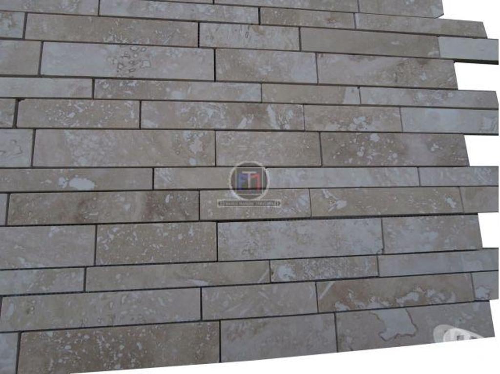  Var Forcalqueiret - 83136 - Photos Vivastreet Travertin Classique Beige Mosaïque sur filet 30,5 x 30,5 cm