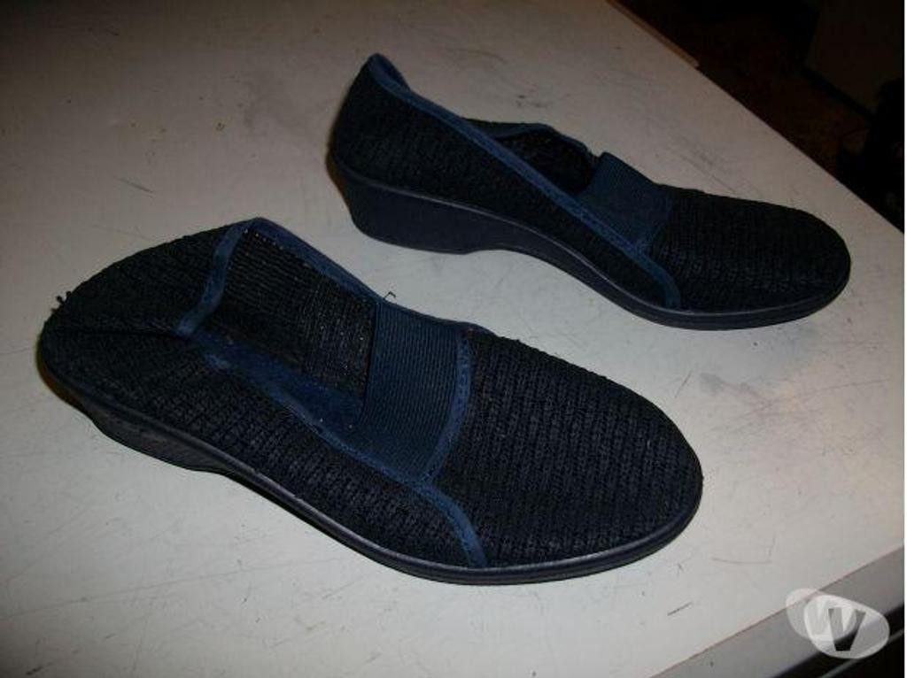 Chaussures Bas-Rhin Bouxwiller - 67330 - Photos Vivastreet Ballerines Toiles tissées Marine pt 38-neuves