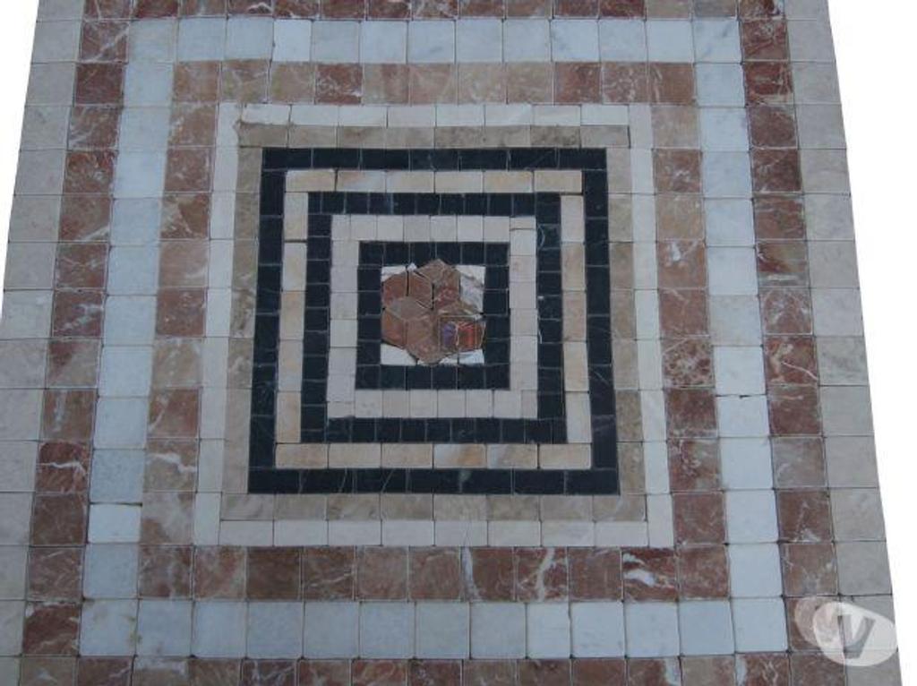 Décoration - art Var Forcalqueiret - 83136 - Photos Vivastreet Marbre Mixte 80x80 cm Rosaces