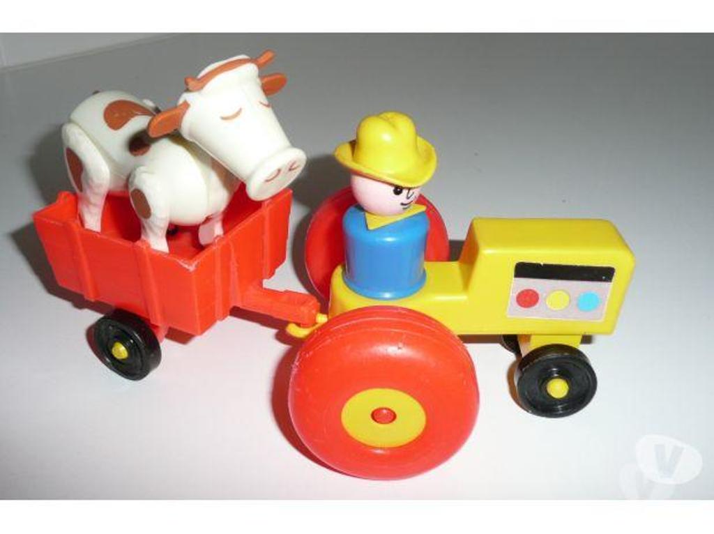 Jeux - Jouets Seine-et-Marne Meaux - 77100 - Photos Vivastreet TRACTEUR, FIGURINE, VACHE Fisher Price années 1980 