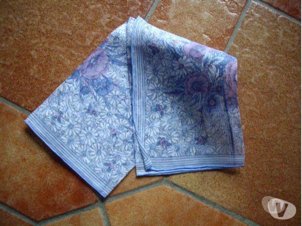 Accessoires - Bagagerie Bas-Rhin Bouxwiller - 67330 - Photos Vivastreet Pochettes de Poche Femme à 0,50 € pc
