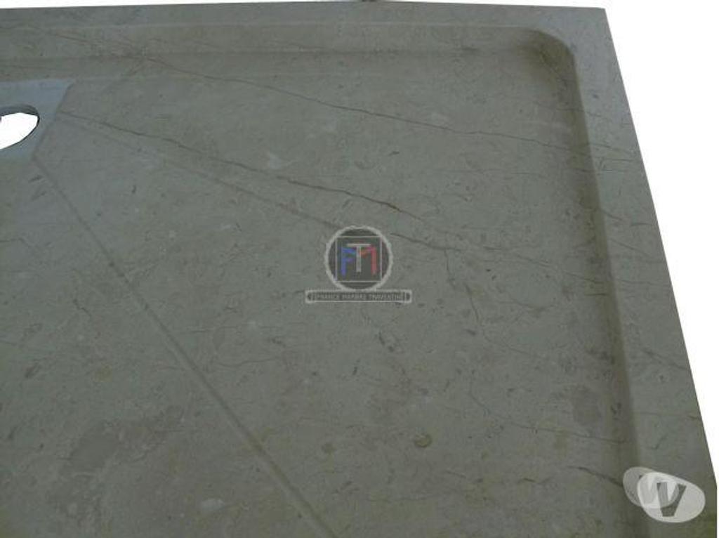  Var Forcalqueiret - 83136 - Photos Vivastreet Marbre Marfil Beige Bac A Douche 90 x 90 cm