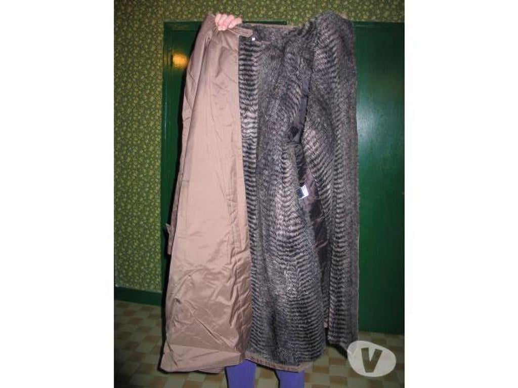 Vêtements occasion Essonne Quincy sous Senart - 91480 - Photos Vivastreet Manteau fourré imperméabilisé Pelisse
