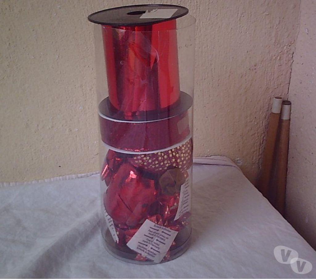 Accessoires - Bagagerie Bas-Rhin Bouxwiller - 67330 - Photos Vivastreet AFFAIRES pour "EMBALLAGE-CADEAU" de Noël + Fêtes
