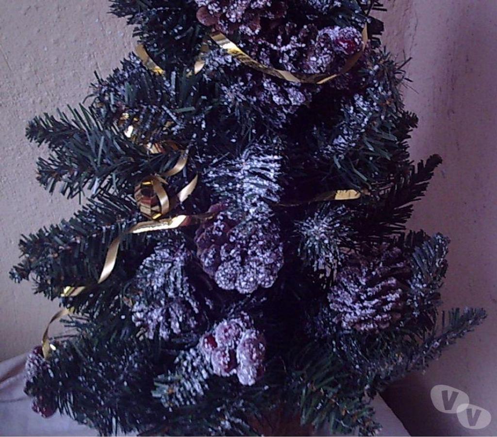 Décoration - art Bas-Rhin Bouxwiller - 67330 - Photos Vivastreet Sapin Artificiel, Pied métallique pour Sapin.... 