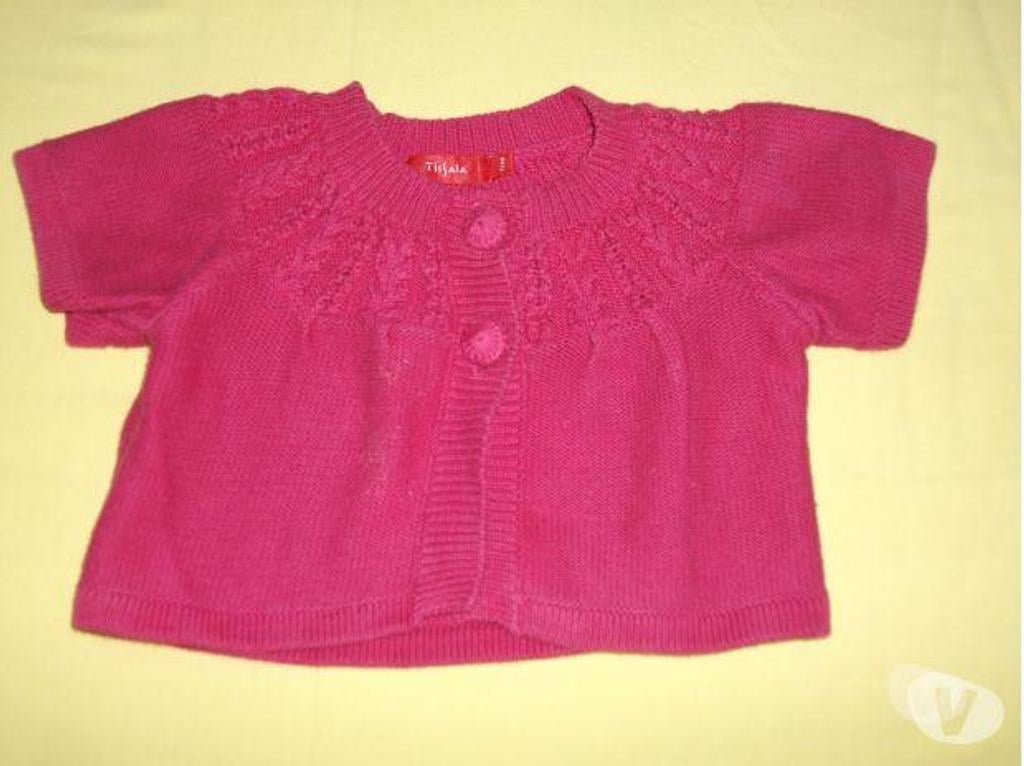Vêtements bébés Haut-Rhin Neuf Brisach - 68600 - Photos Vivastreet gilet taille 12 mois Tissaia