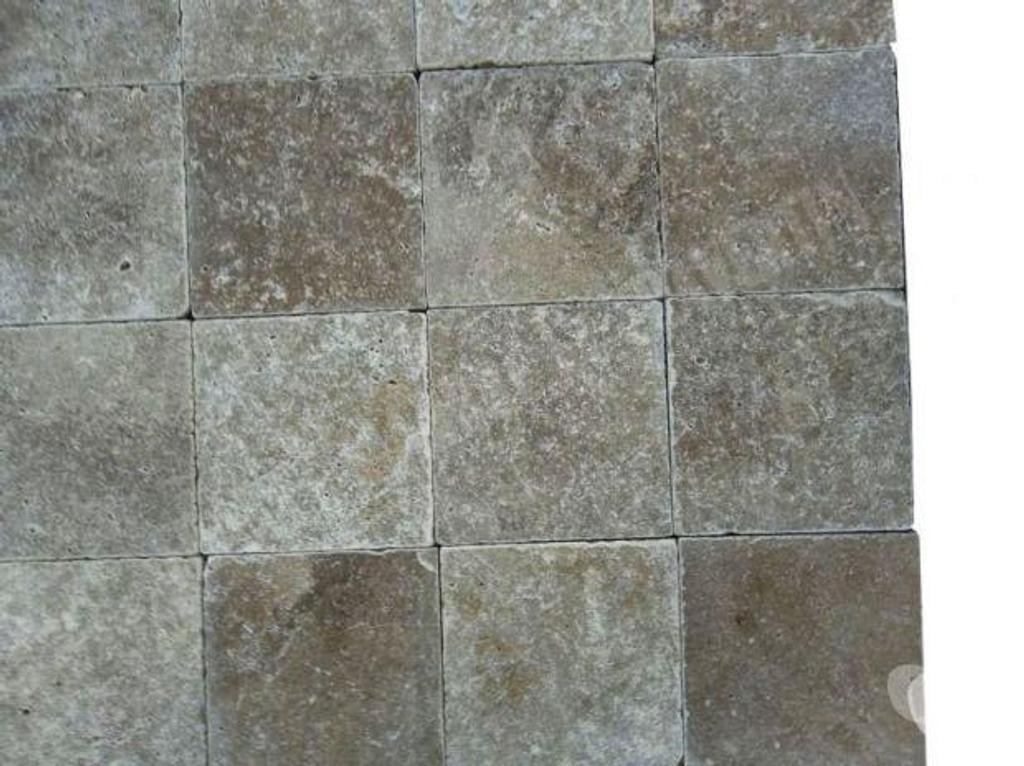 Décoration - art Var Forcalqueiret - 83136 - Photos Vivastreet Travertin Walnut Noisette Pavée 20,3 x 20,3 cm