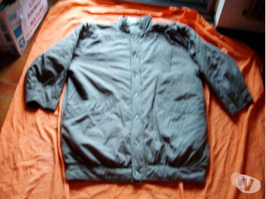 Vêtements occasion Bas-Rhin Bouxwiller - 67330 - Photos Vivastreet Vestes et Manteaux en Taille 46 (et Taille L) pour Femme