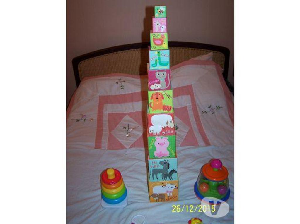 Jeux - Jouets Hauts-de-Seine Issy les Moulineaux - 92130 - Photos Vivastreet LOT DE DIVERS JOUETS D'EVEIL