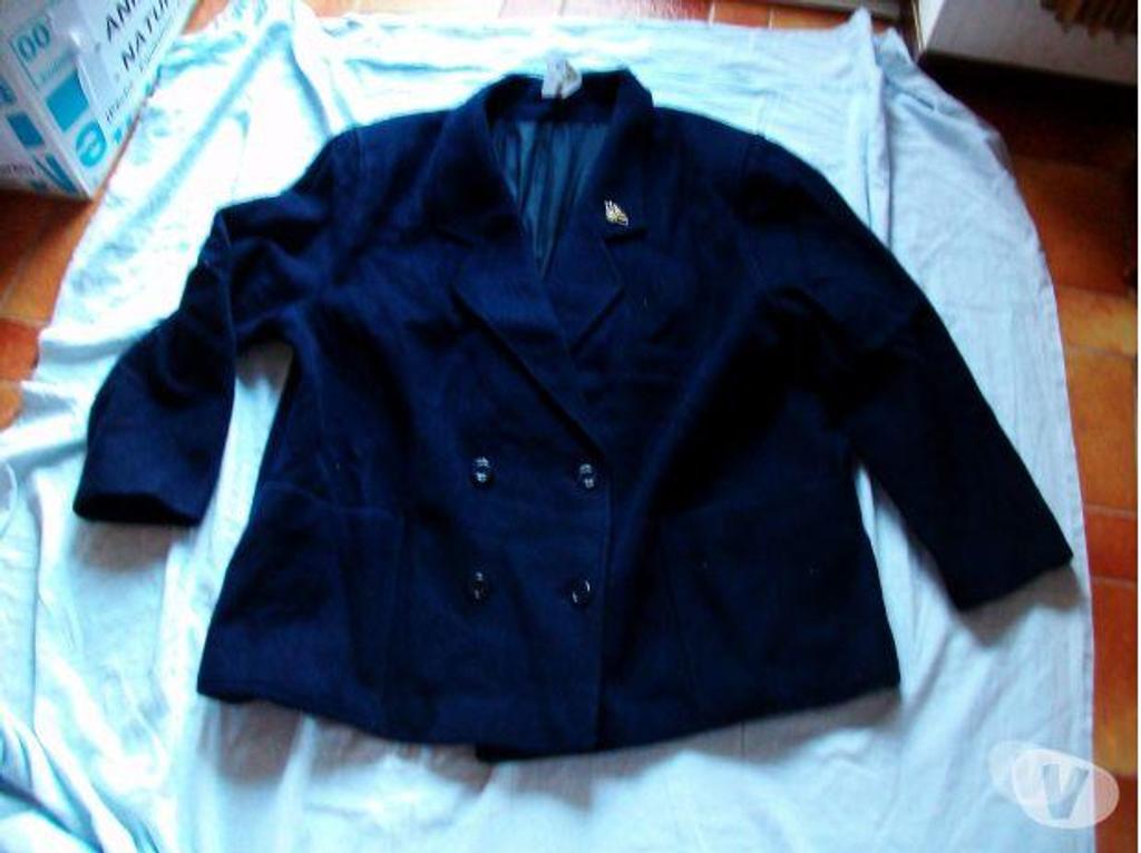 Vêtements occasion Bas-Rhin Bouxwiller - 67330 - Photos Vivastreet Vestes Femme en Taille 58-60