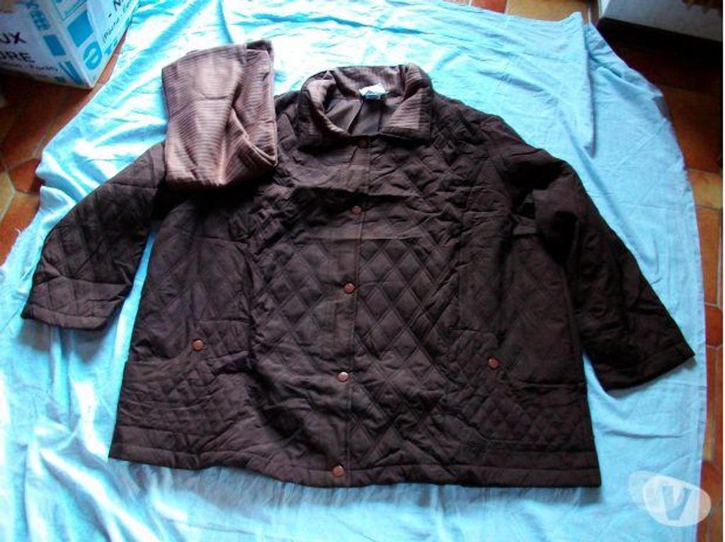 Vêtements occasion Bas-Rhin Bouxwiller - 67330 - Photos Vivastreet Vestes Femme en Taille 58-60