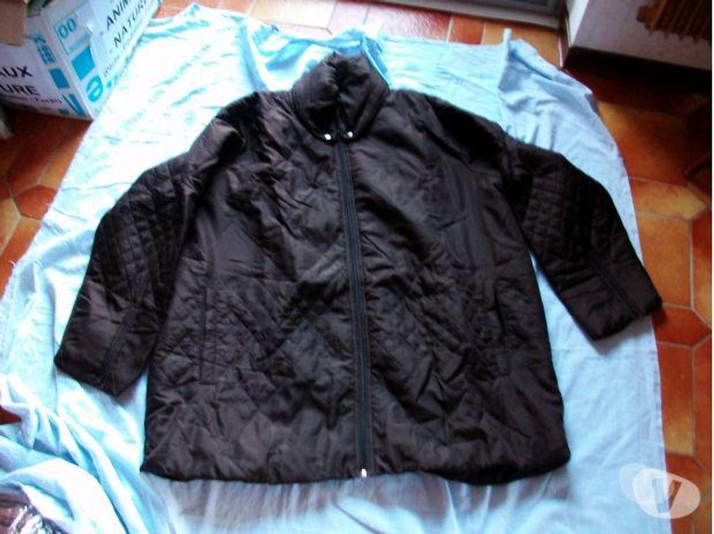 Vêtements occasion Bas-Rhin Bouxwiller - 67330 - Photos Vivastreet Vestes Femme en Taille 58-60