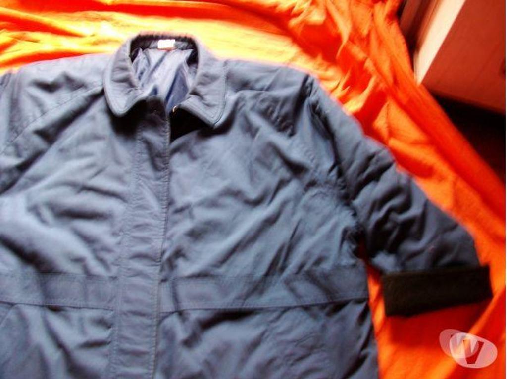 Vêtements occasion Bas-Rhin Bouxwiller - 67330 - Photos Vivastreet Vestes Femme en Taille 62-64