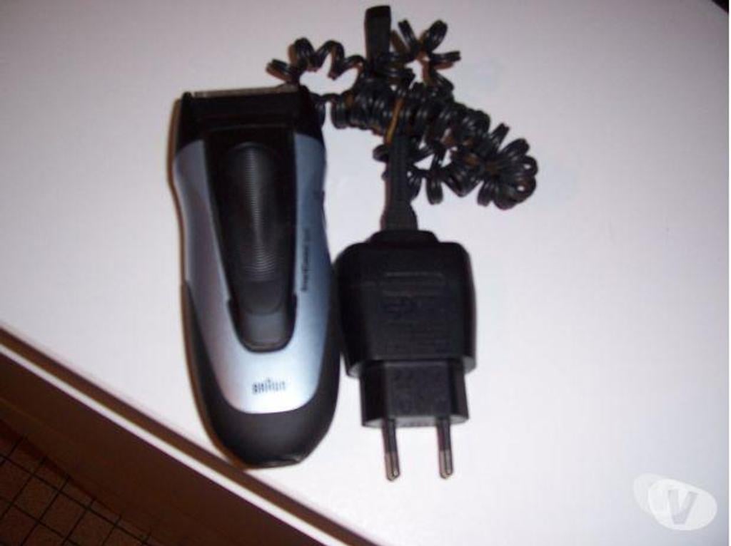 Beauté - Santé Vendée Soullans - 85300 - Photos Vivastreet RASOIR ELECTRIQUE BRAUN SMART CONTROL SPORT NEUF