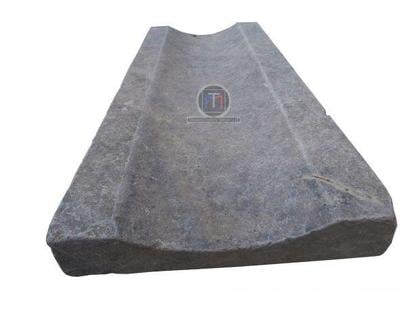 Bricolage - Jardin - Outillage Lancon Provence Bouches-du-Rhône - Photos Vivastreet Travertin Gris Caniveaux 25 x 61 x 5 cm Antique 40€ HT