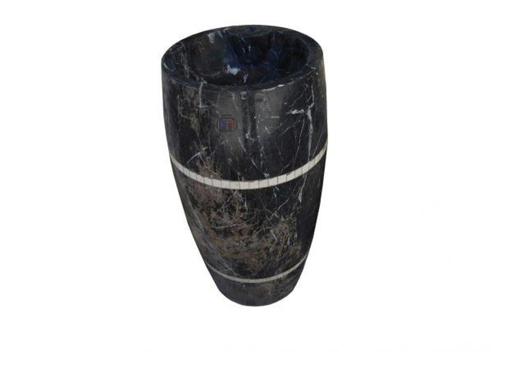  Bouches-du-Rhône Lancon Provence - 13680 - Photos Vivastreet Marbre Noir Vasque Piédestal Model Rond 1250€ HT piéce