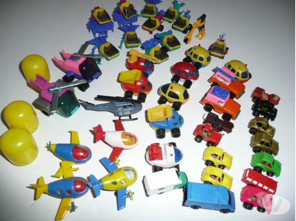 Jeux - Jouets Seine-et-Marne Meaux - 77100 - Photos Vivastreet Lot de jouets KINDER, NESQUICK 