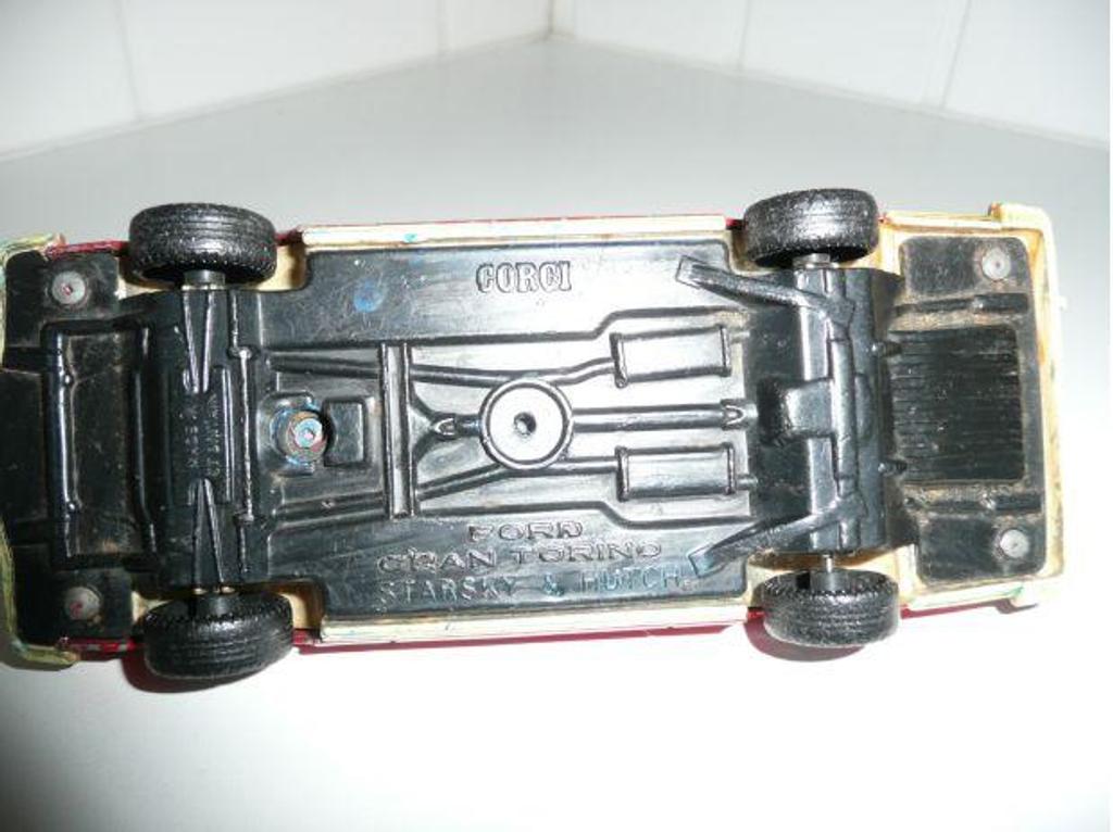 Jeux - Jouets Seine-et-Marne Meaux - 77100 - Photos Vivastreet voiture GORGI FORD GRAN TORINO Starsky et Hutch