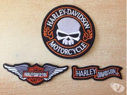 Accessoires moto d'occasion Carnon Hérault - Photos Vivastreet Lot 3 écusson harley davidson tête de mort ailes bandeau