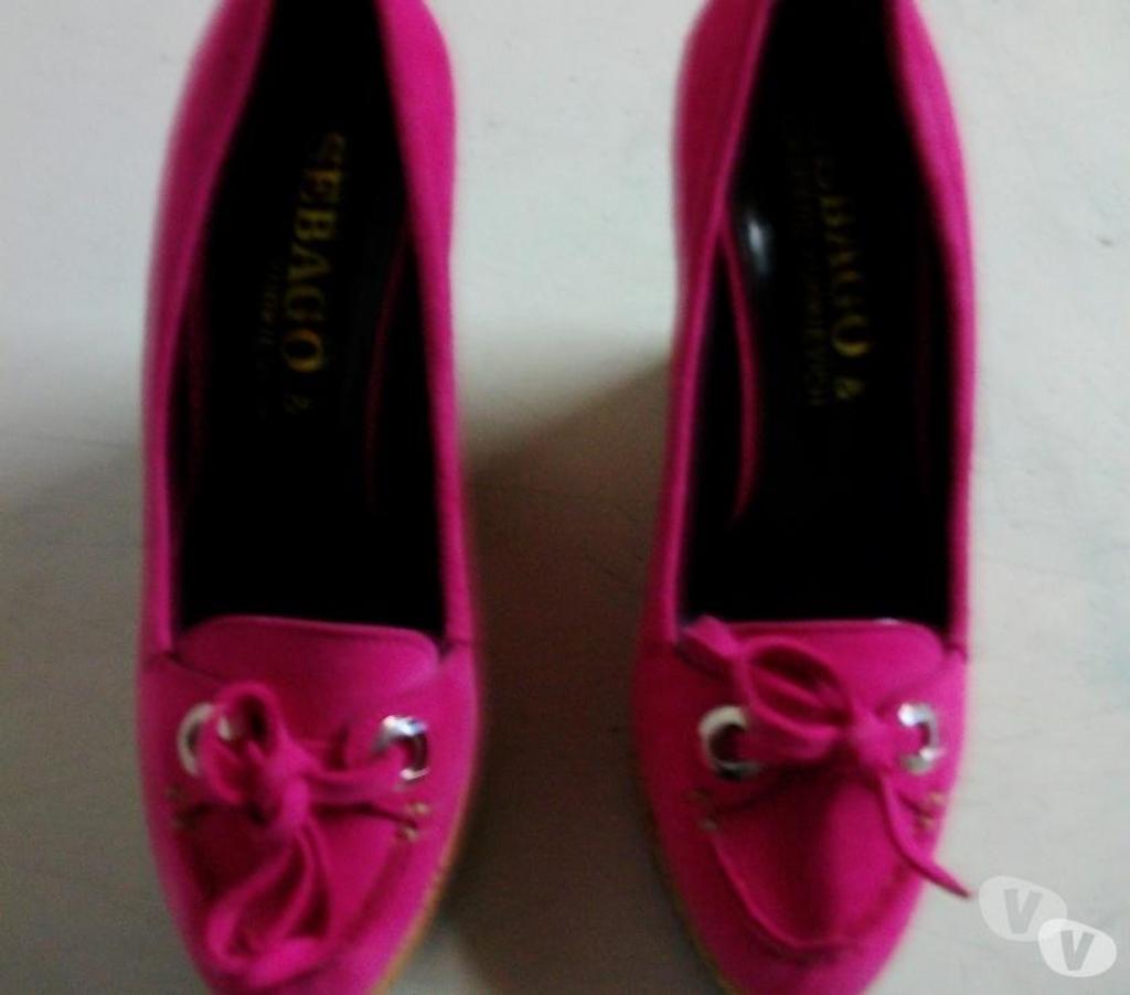 Chaussures Bas-Rhin Bouxwiller - 67330 - Photos Vivastreet Escarpins talons compensés Fuchsia pt 37-neufs-5€ 