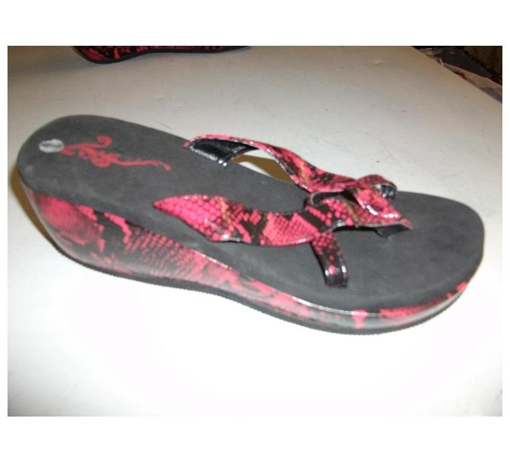 Chaussures Bas-Rhin Bouxwiller - 67330 - Photos Vivastreet Entredoigts à haut talon Rouge imprimé Python pt 38