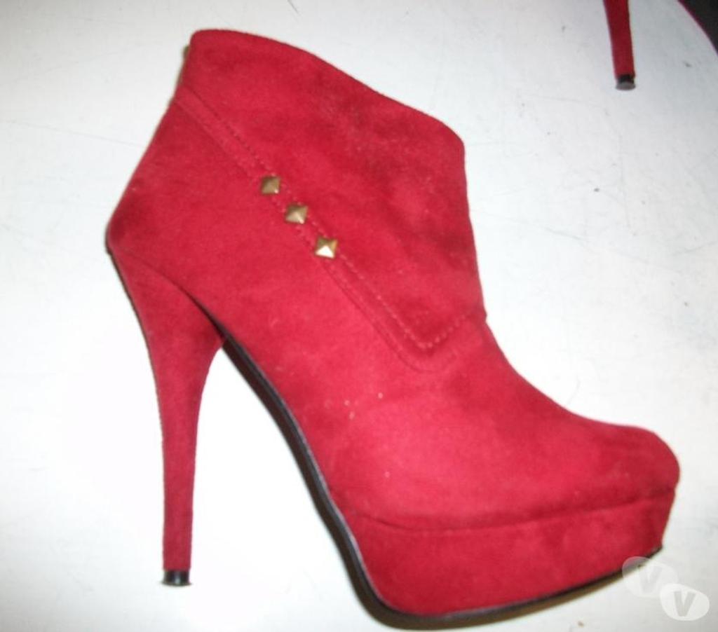 Chaussures Bas-Rhin Bouxwiller - 67330 - Photos Vivastreet Bottines Rouge Vermillon talons 13 cm pt 39 à 12 €