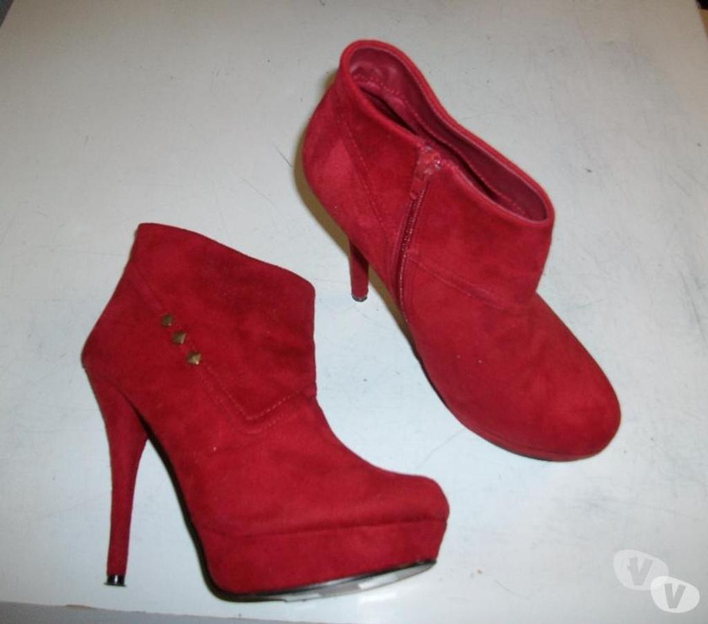 Chaussures Bas-Rhin Bouxwiller - 67330 - Photos Vivastreet Bottines Rouge Vermillon talons 13 cm pt 39 à 12 €