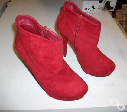 Chaussures et bottes occasion Bouxwiller Bas-Rhin - Photos Vivastreet Bottines Rouge Vermillon talons 13 cm pt 39 à 12 €