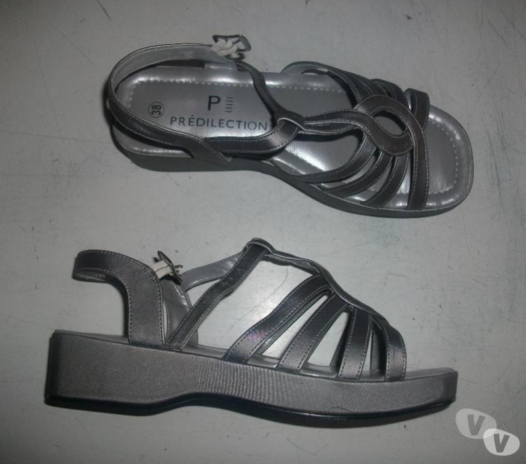 Chaussures Bas-Rhin Bouxwiller - 67330 - Photos Vivastreet Sandales Gris pointure 38-neuves- à 4 €