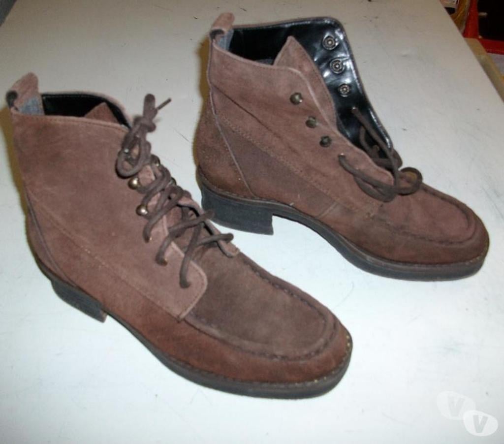 Chaussures Bas-Rhin Bouxwiller - 67330 - Photos Vivastreet Derbys Marron en daim à lacets pt 38-neufs- à 6 €