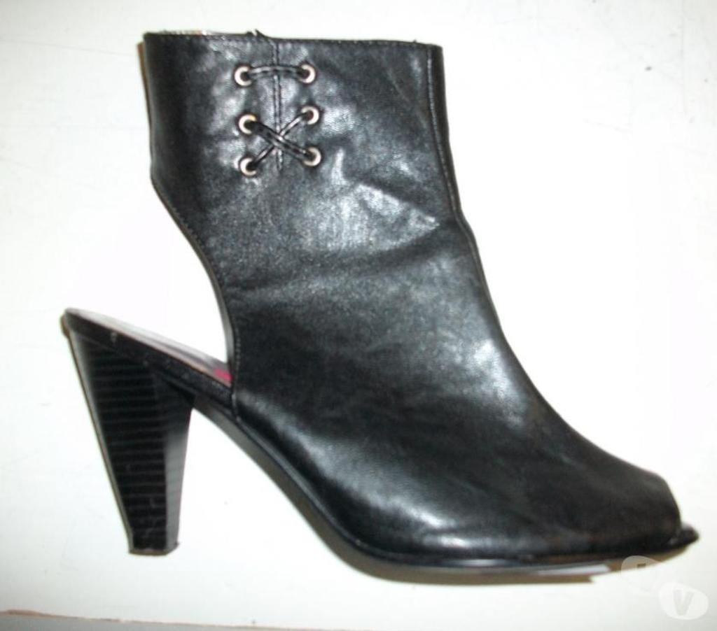 Chaussures Bas-Rhin Bouxwiller - 67330 - Photos Vivastreet Escarpins Noir montants pointure 38 à 5 €