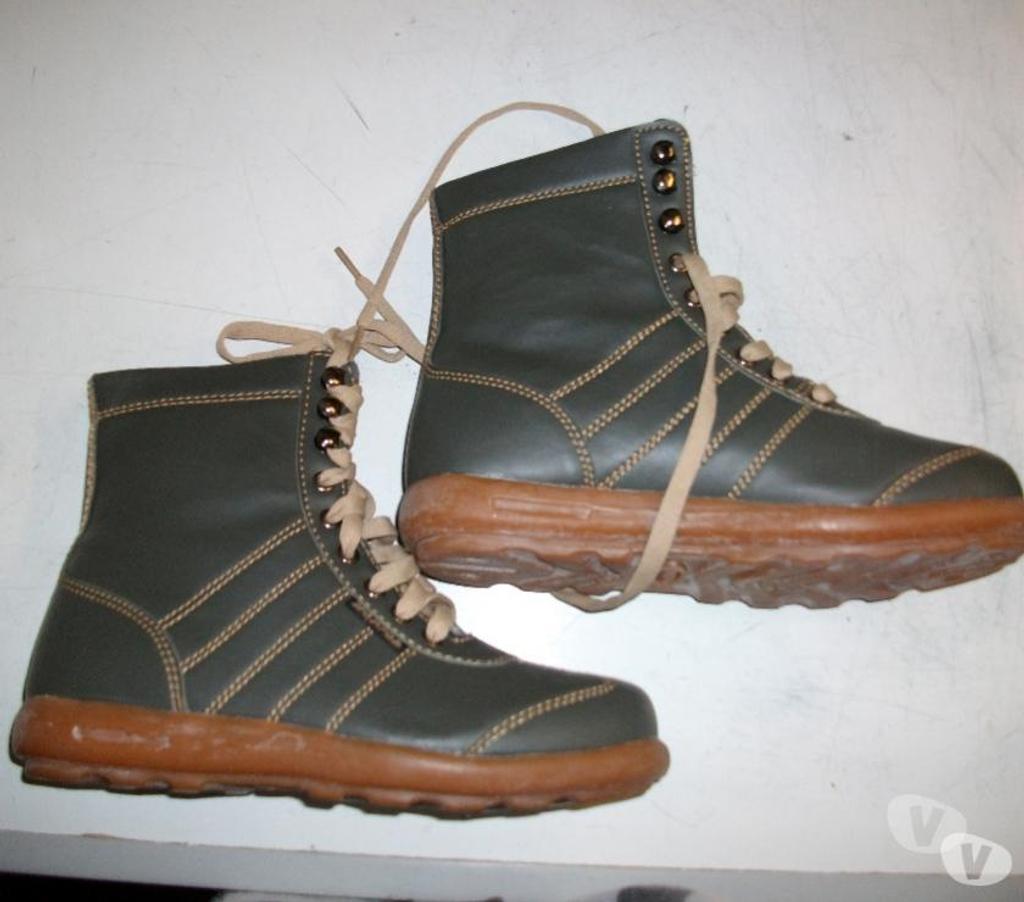 Chaussures Bas-Rhin Bouxwiller - 67330 - Photos Vivastreet Basket hautes Kaki pointure 38-neuves- à 8 €