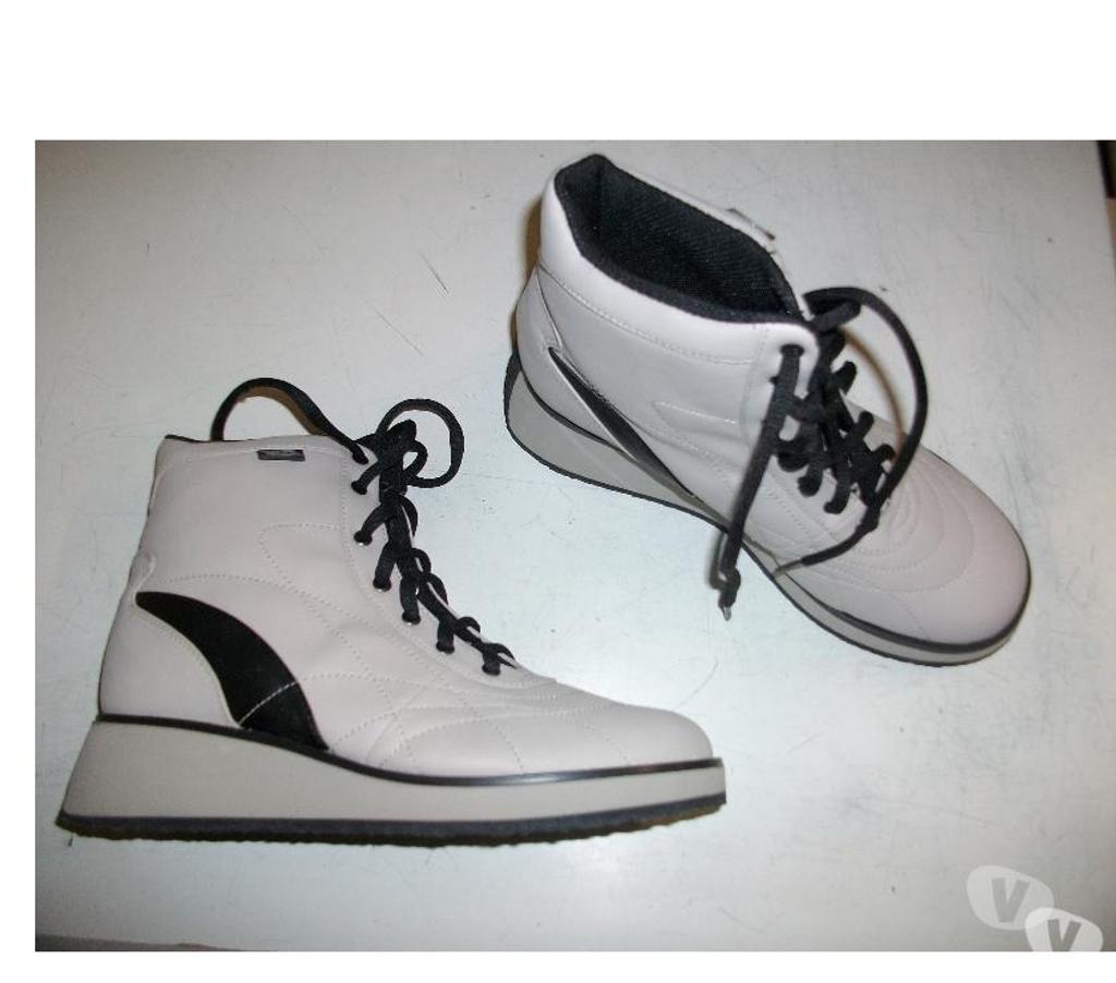 Chaussures Bas-Rhin Bouxwiller - 67330 - Photos Vivastreet Basket hautes Beige-Gris Clair pointure 38-neuves