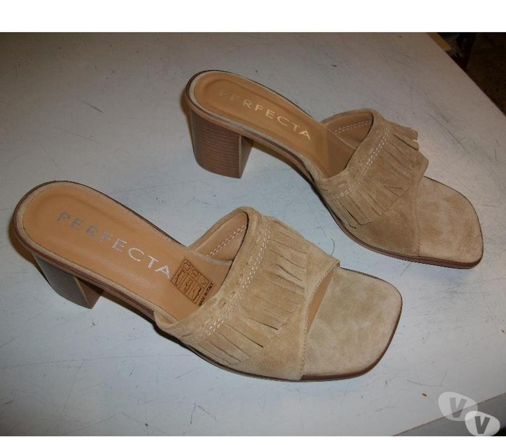 Chaussures Bas-Rhin Bouxwiller - 67330 - Photos Vivastreet Paires de Mules genre sabots à franges pt 38-neuves
