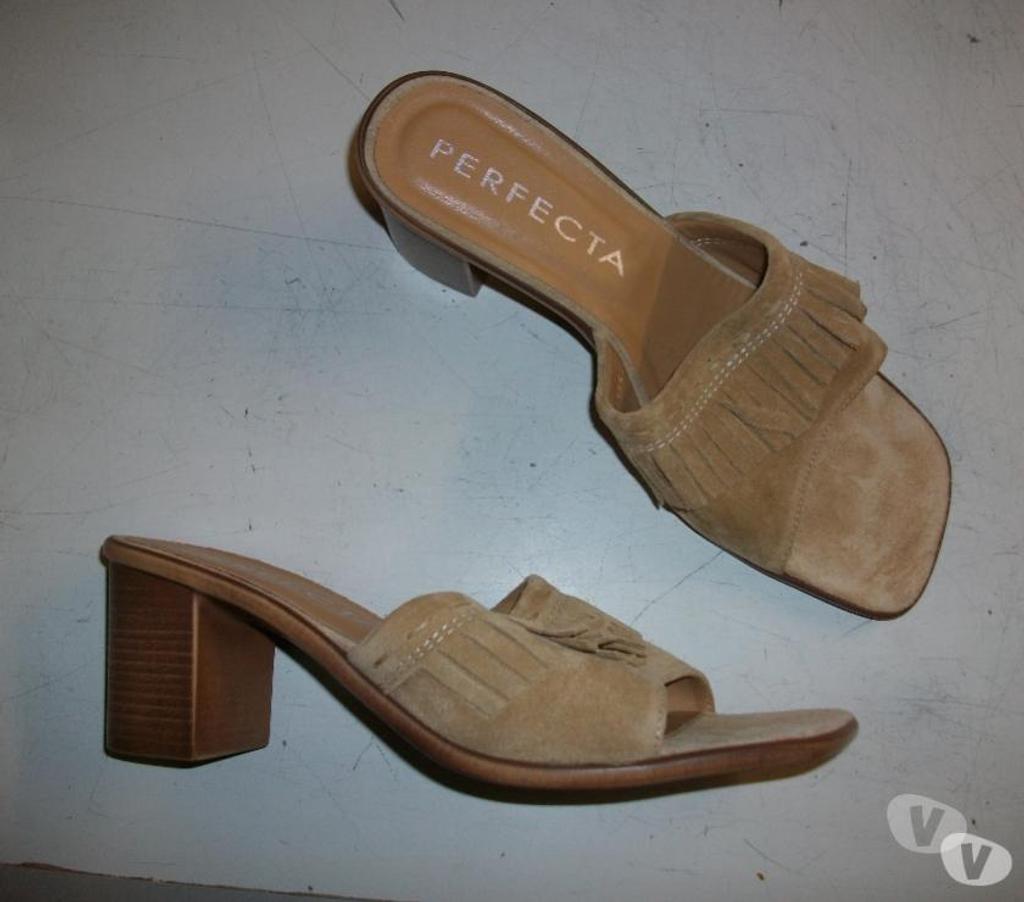 Chaussures Bas-Rhin Bouxwiller - 67330 - Photos Vivastreet Paires de Mules genre sabots à franges pt 38-neuves