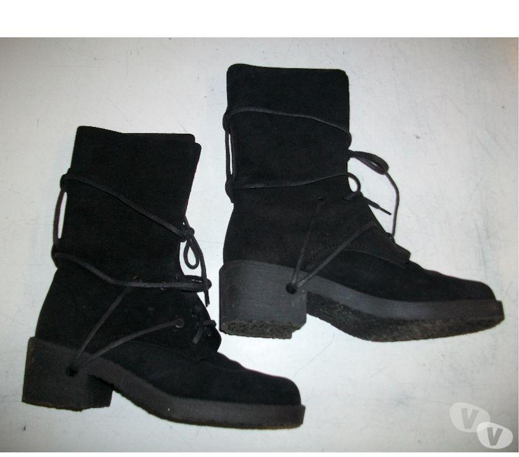 Chaussures Bas-Rhin Bouxwiller - 67330 - Photos Vivastreet Bottines Noir à lacets entrecroisés pt 38-neuves